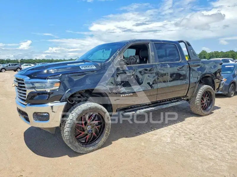 2026 RAM 1500 фото