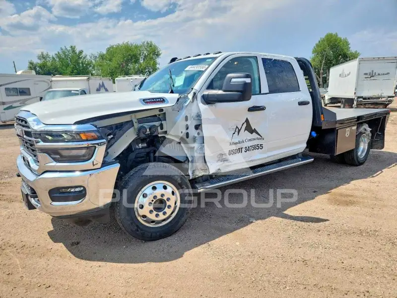 2026 RAM 3500 фото
