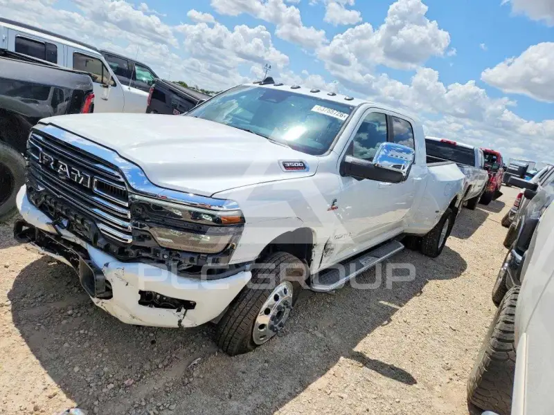 2026 RAM 3500 photo
