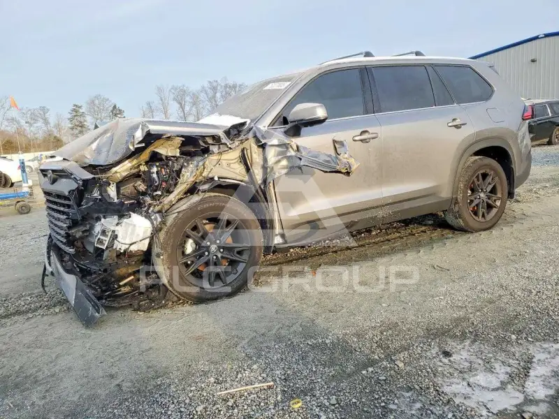 2026 Toyota Highlander фото
