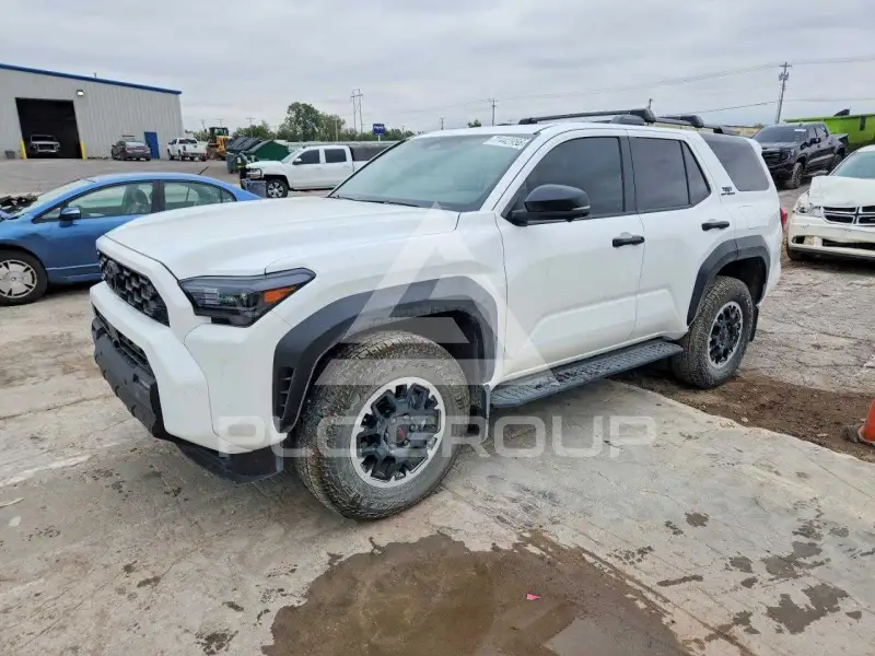 2026 Toyota 4 RUNNER photo