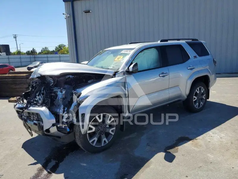 2026 Toyota 4 RUNNER photo