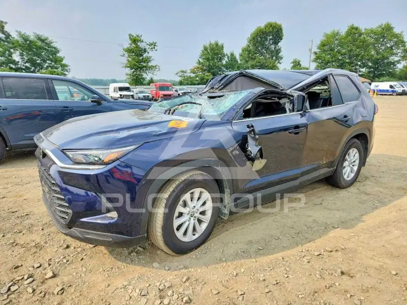 2026 Toyota Highlander фото