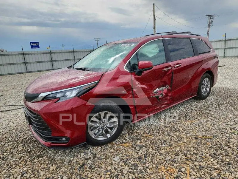 2026 Toyota SIENNA фото