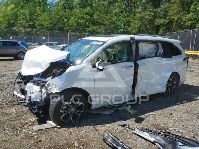 2026 Toyota SIENNA фото