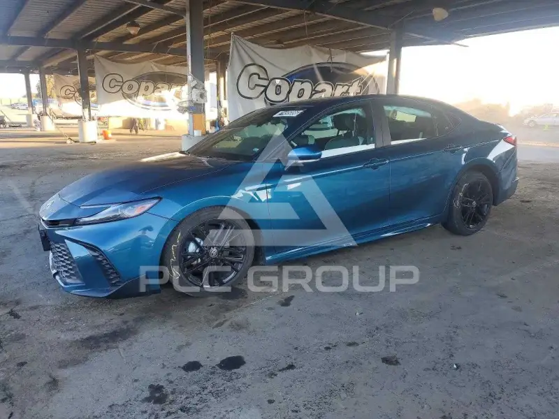 2026 Toyota CAMRY photo