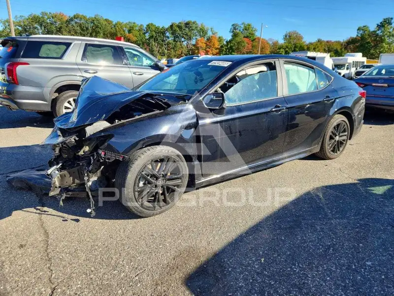 2026 Toyota CAMRY photo