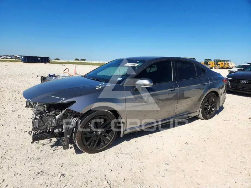 2026 Toyota CAMRY фото
