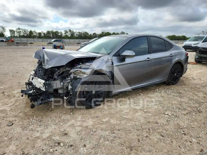 2026 Toyota CAMRY фото