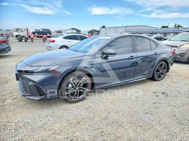 2026 Toyota CAMRY фото