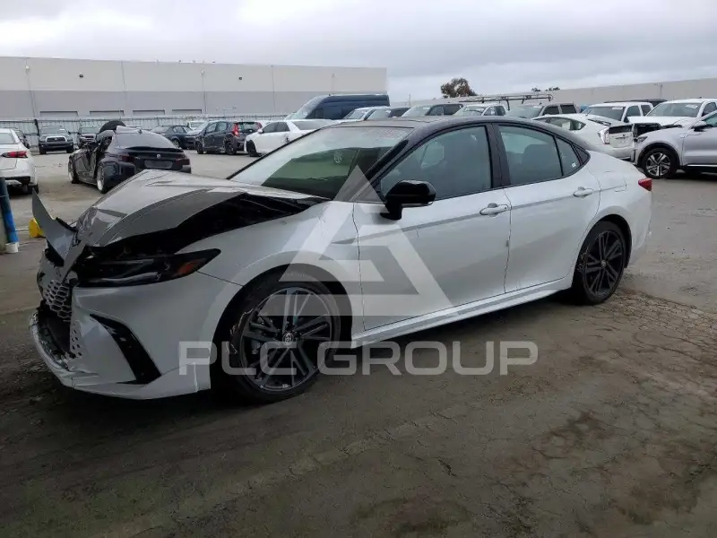 2026 Toyota CAMRY фото