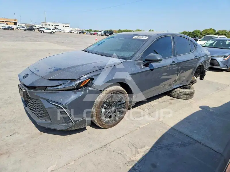 2026 Toyota CAMRY фото