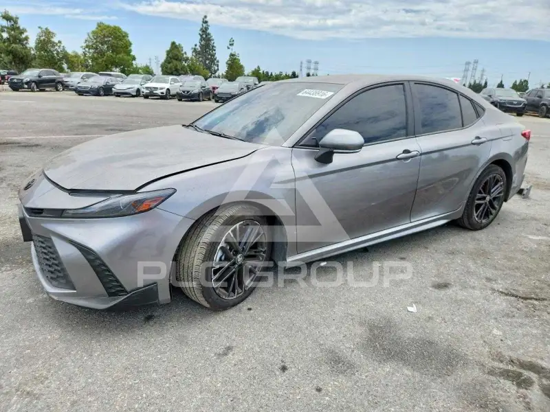 2026 Toyota CAMRY фото