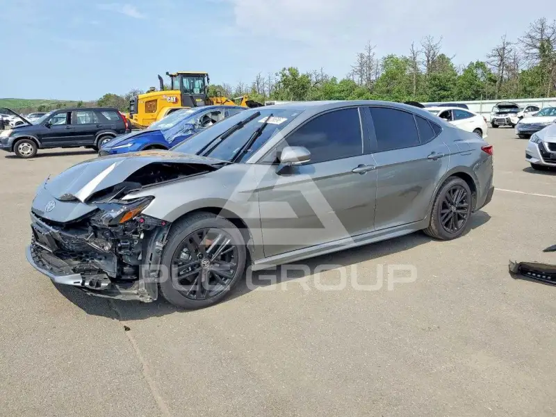 2026 Toyota CAMRY фото