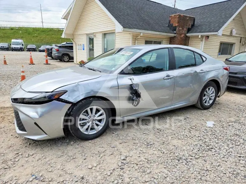 2026 Toyota CAMRY photo