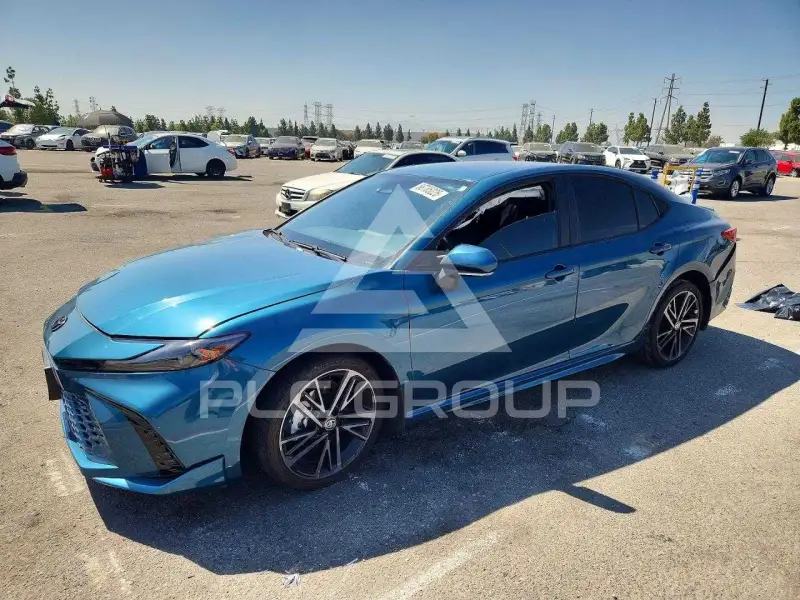 2026 Toyota CAMRY фото
