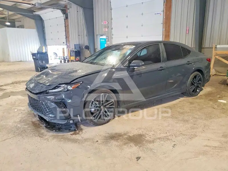 2026 Toyota CAMRY фото