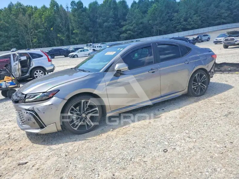 2026 Toyota CAMRY фото
