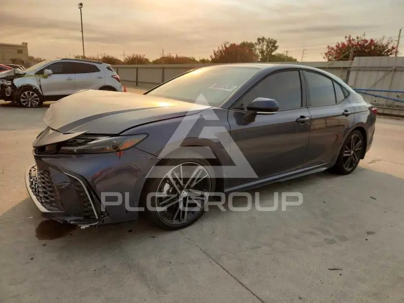 2026 Toyota CAMRY фото