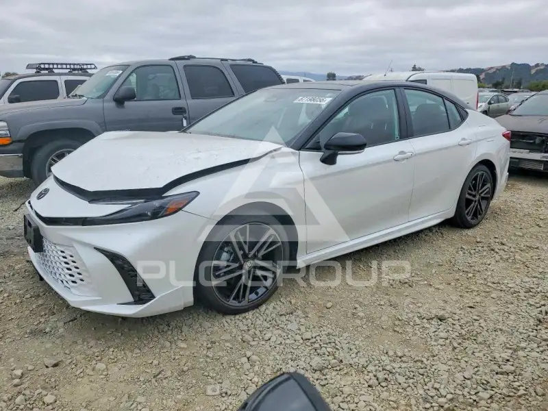 2026 Toyota CAMRY фото