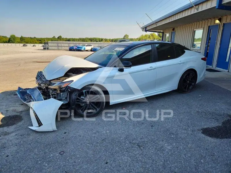 2026 Toyota CAMRY фото