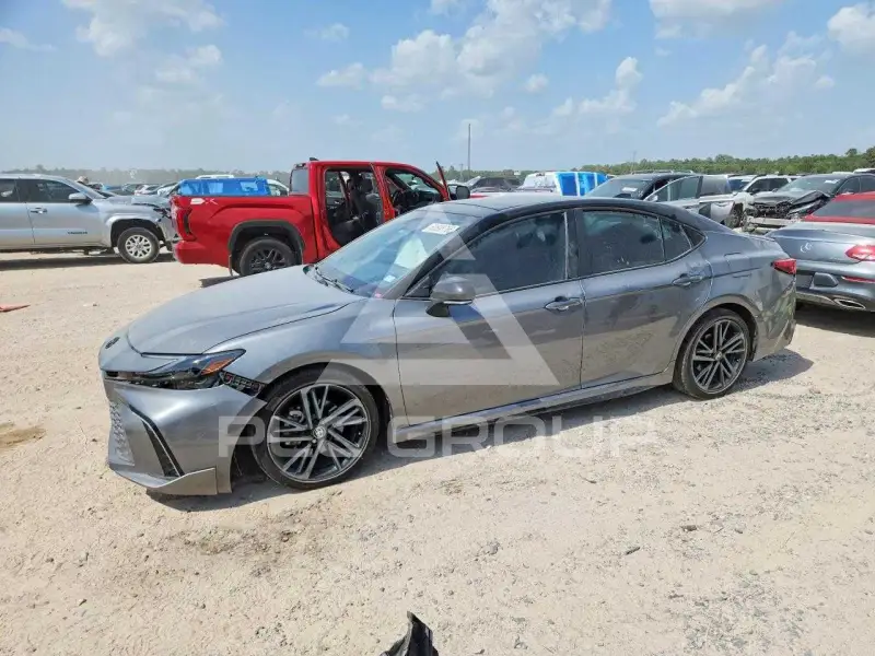 2026 Toyota CAMRY фото