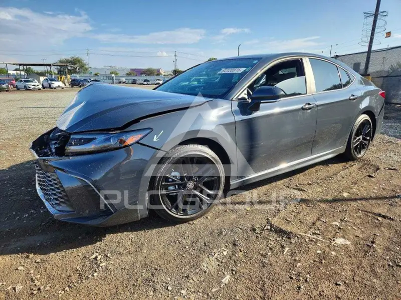 2026 Toyota CAMRY фото