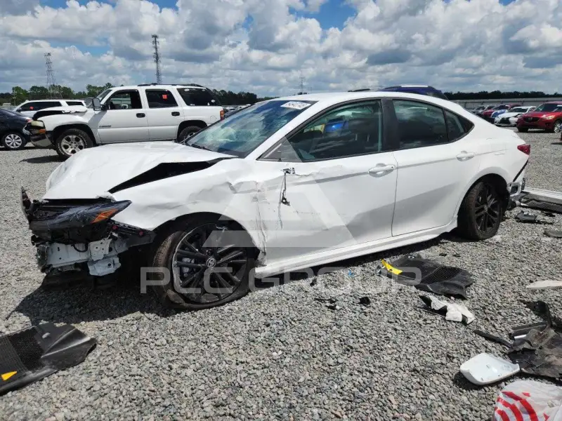 2026 Toyota CAMRY photo