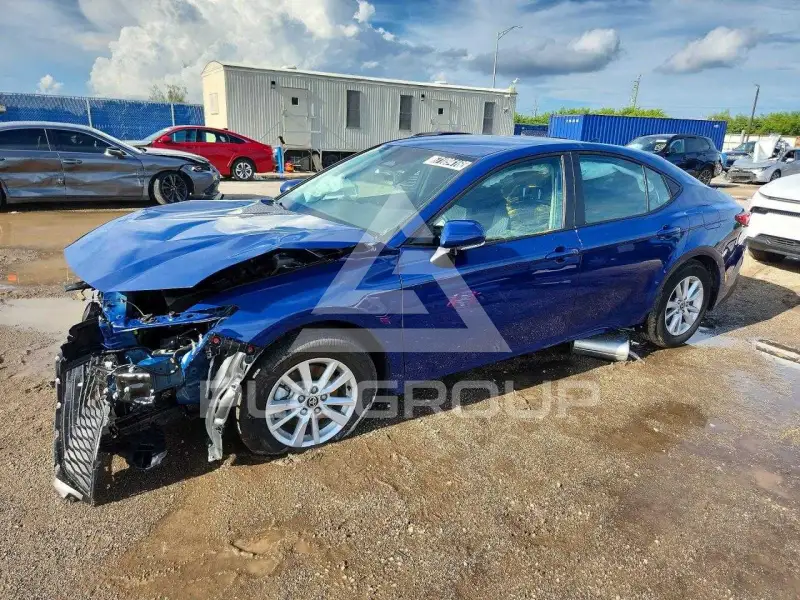 2026 Toyota CAMRY фото