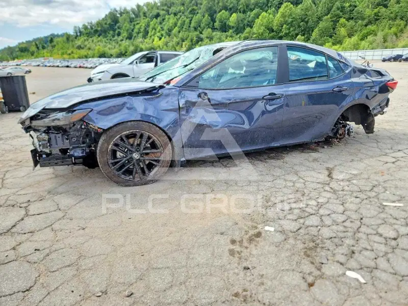 2026 Toyota CAMRY фото