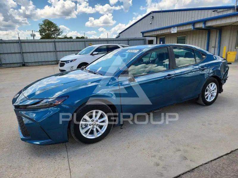 2026 Toyota CAMRY фото