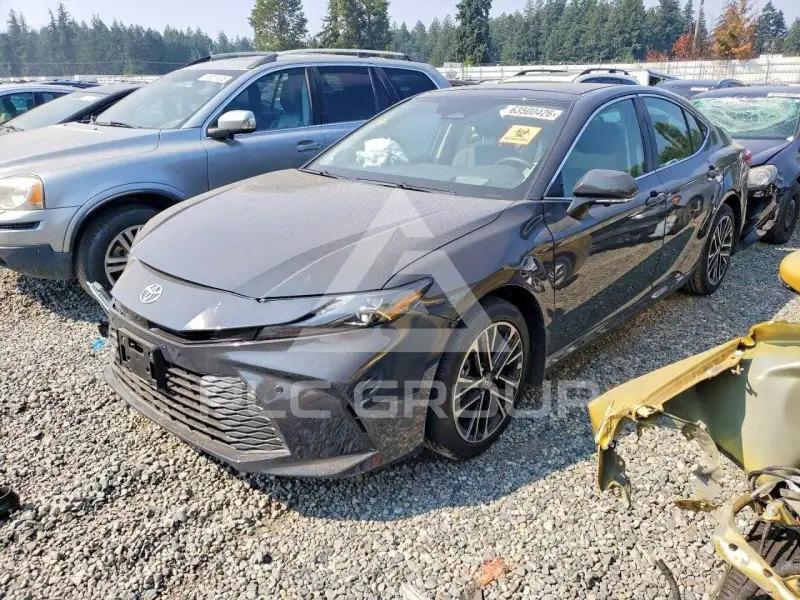 2026 Toyota CAMRY фото