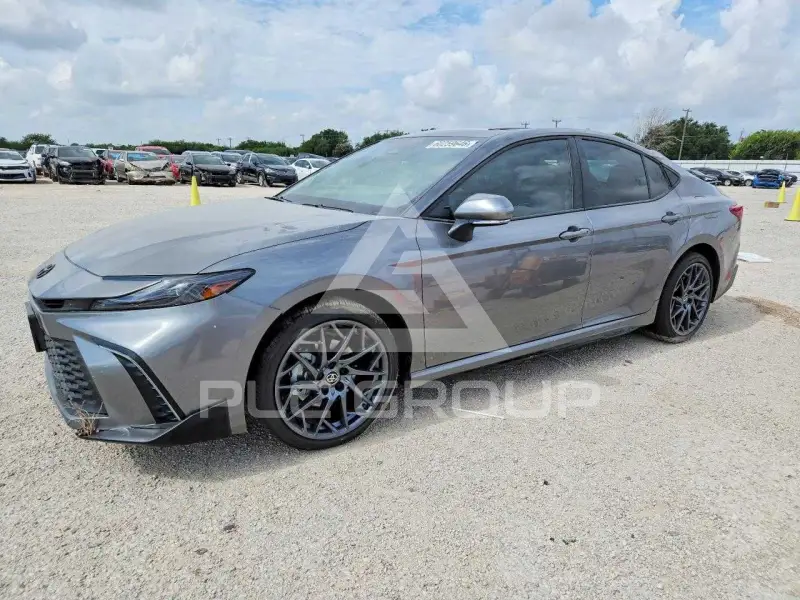 2026 Toyota CAMRY photo
