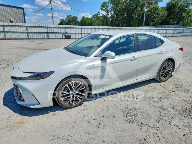 2026 Toyota CAMRY фото