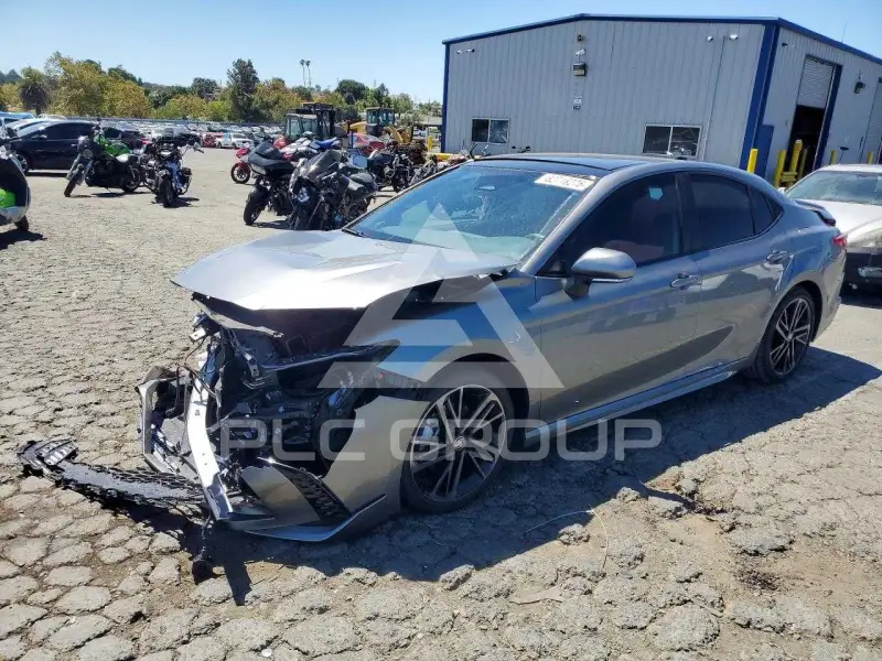 2026 Toyota CAMRY фото