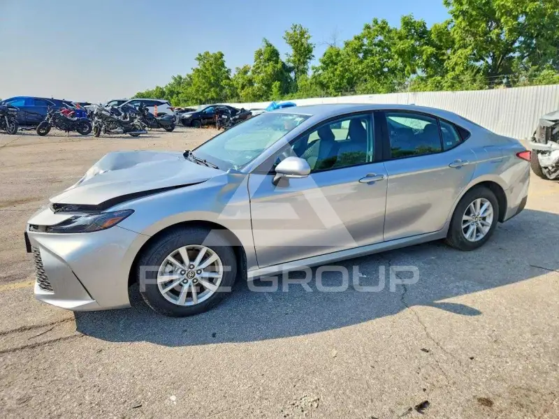2026 Toyota CAMRY фото