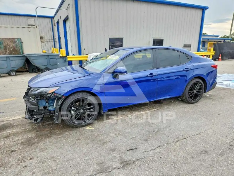 2026 Toyota CAMRY фото