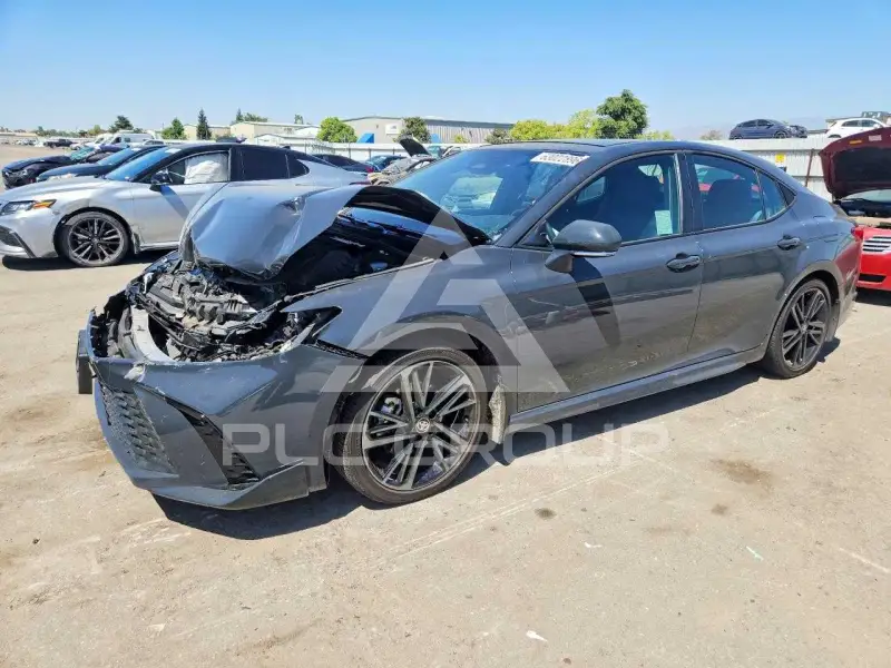 2026 Toyota CAMRY фото