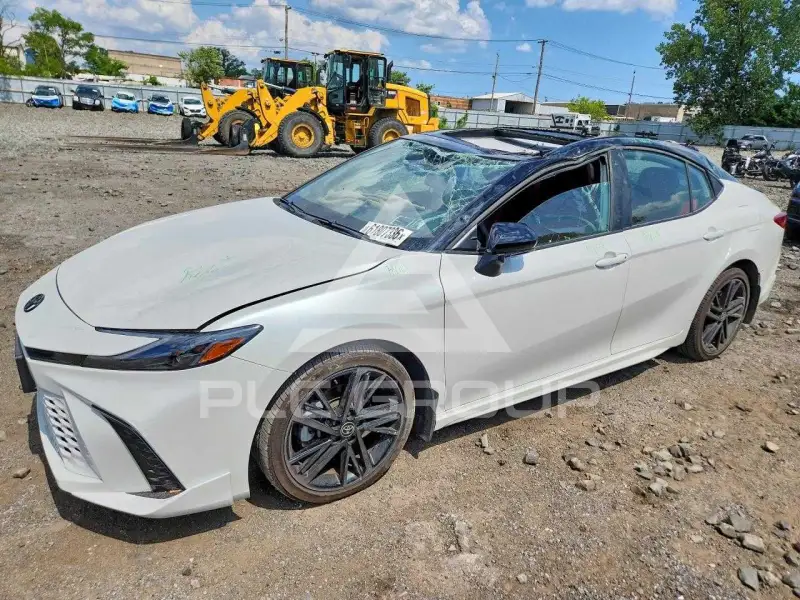 2026 Toyota CAMRY фото