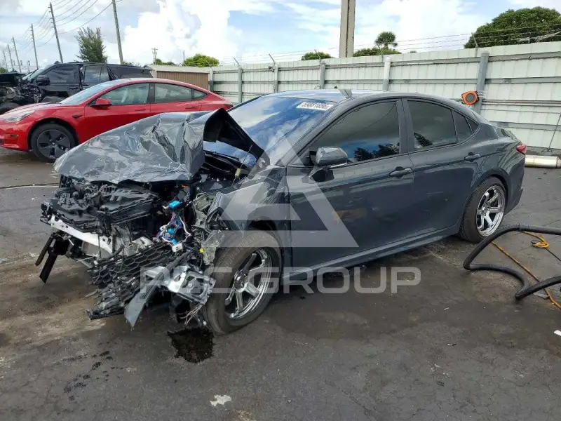 2026 Toyota CAMRY фото