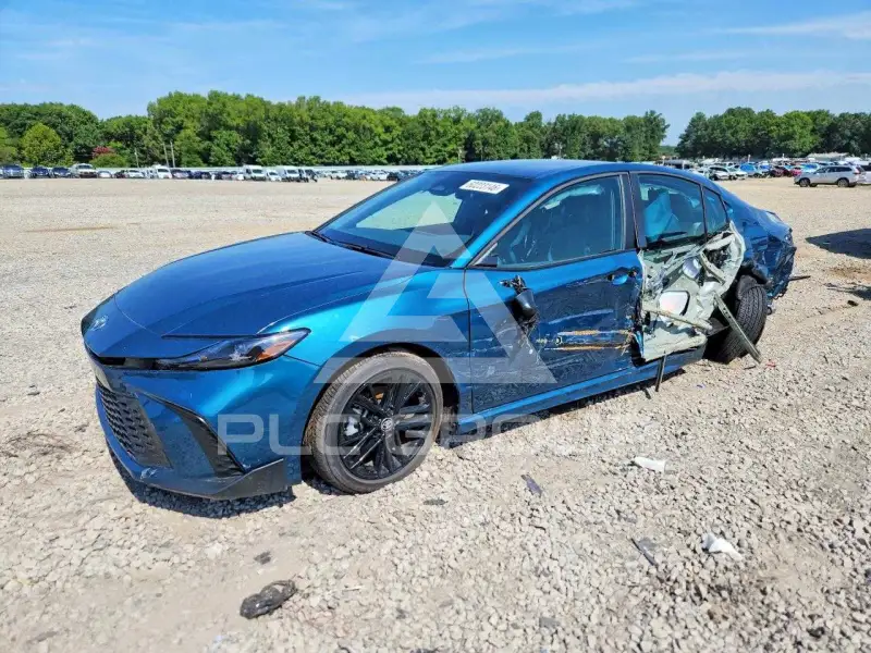 2026 Toyota CAMRY photo
