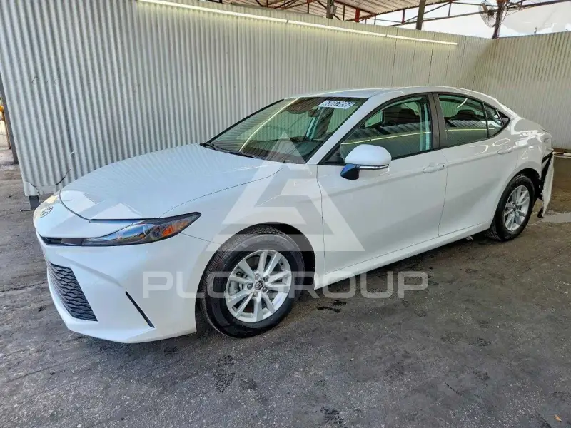 2026 Toyota CAMRY фото