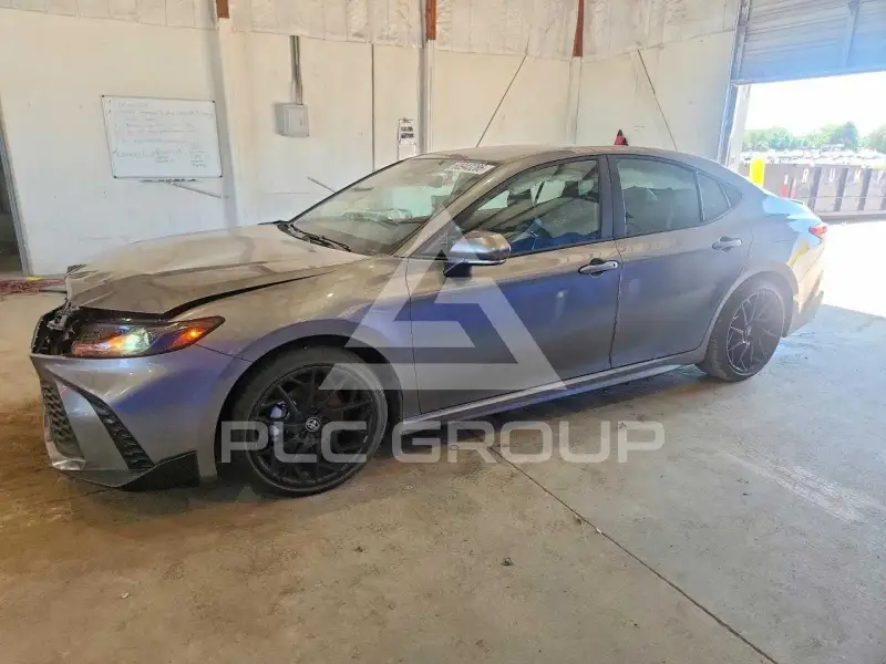 2026 Toyota CAMRY фото