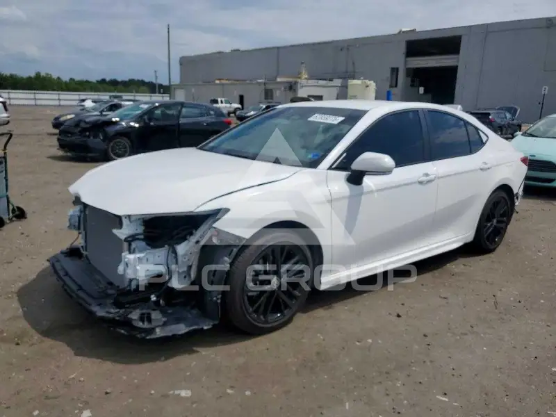 2026 Toyota CAMRY фото