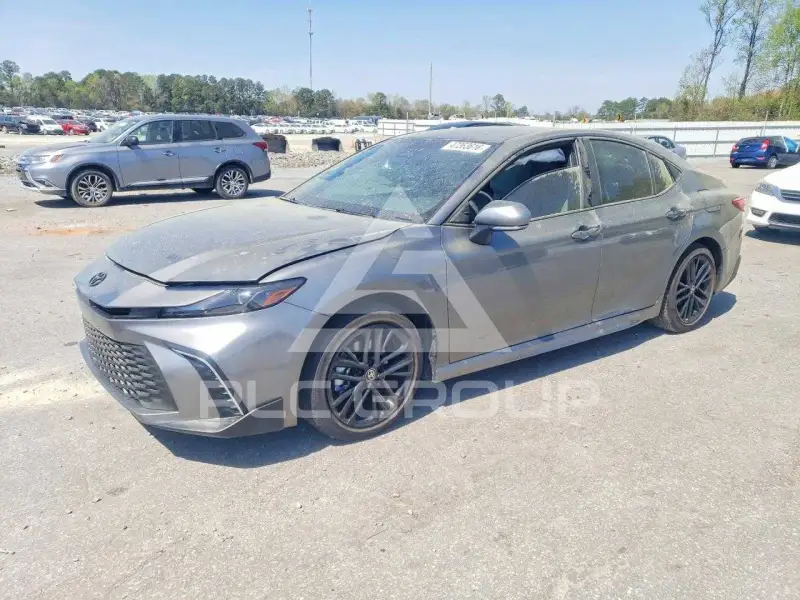 2026 Toyota CAMRY фото