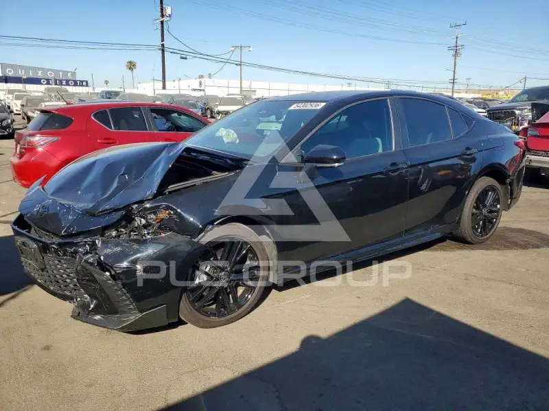 2026 Toyota CAMRY фото