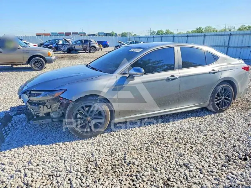 2026 Toyota CAMRY фото
