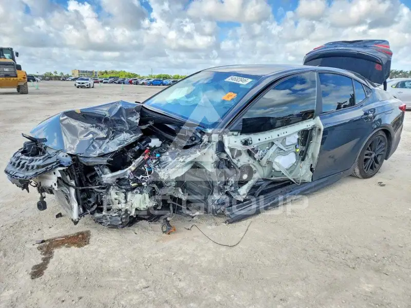 2026 Toyota CAMRY фото