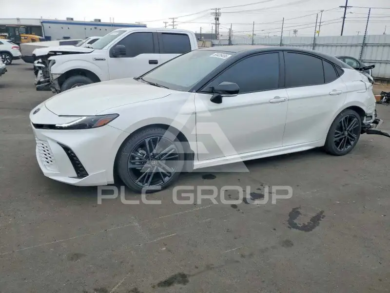 2026 Toyota CAMRY фото