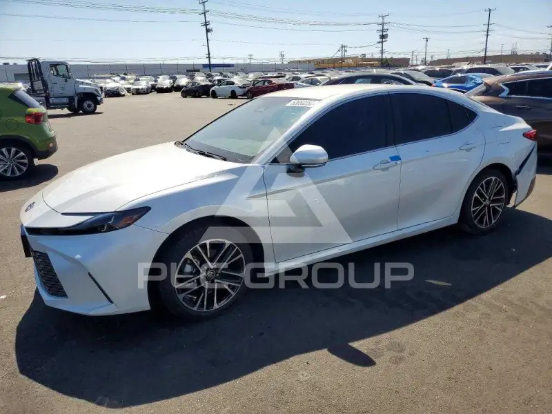 2026 Toyota CAMRY фото
